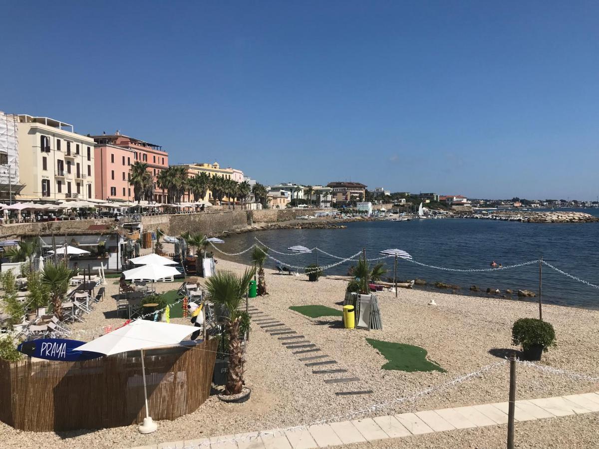 Casa Vacanza Tindara Apartamento Civitavecchia Exterior foto
